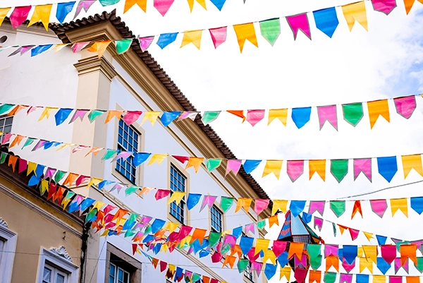 ¡Vive las fiestas de El Parador de Aguadulce sin perderte nada!
