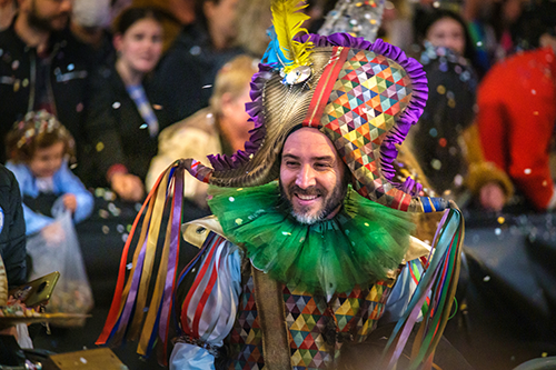 No hay que llorar, que la vida es un carnaval… ¡y el de Tomelloso es brutal!