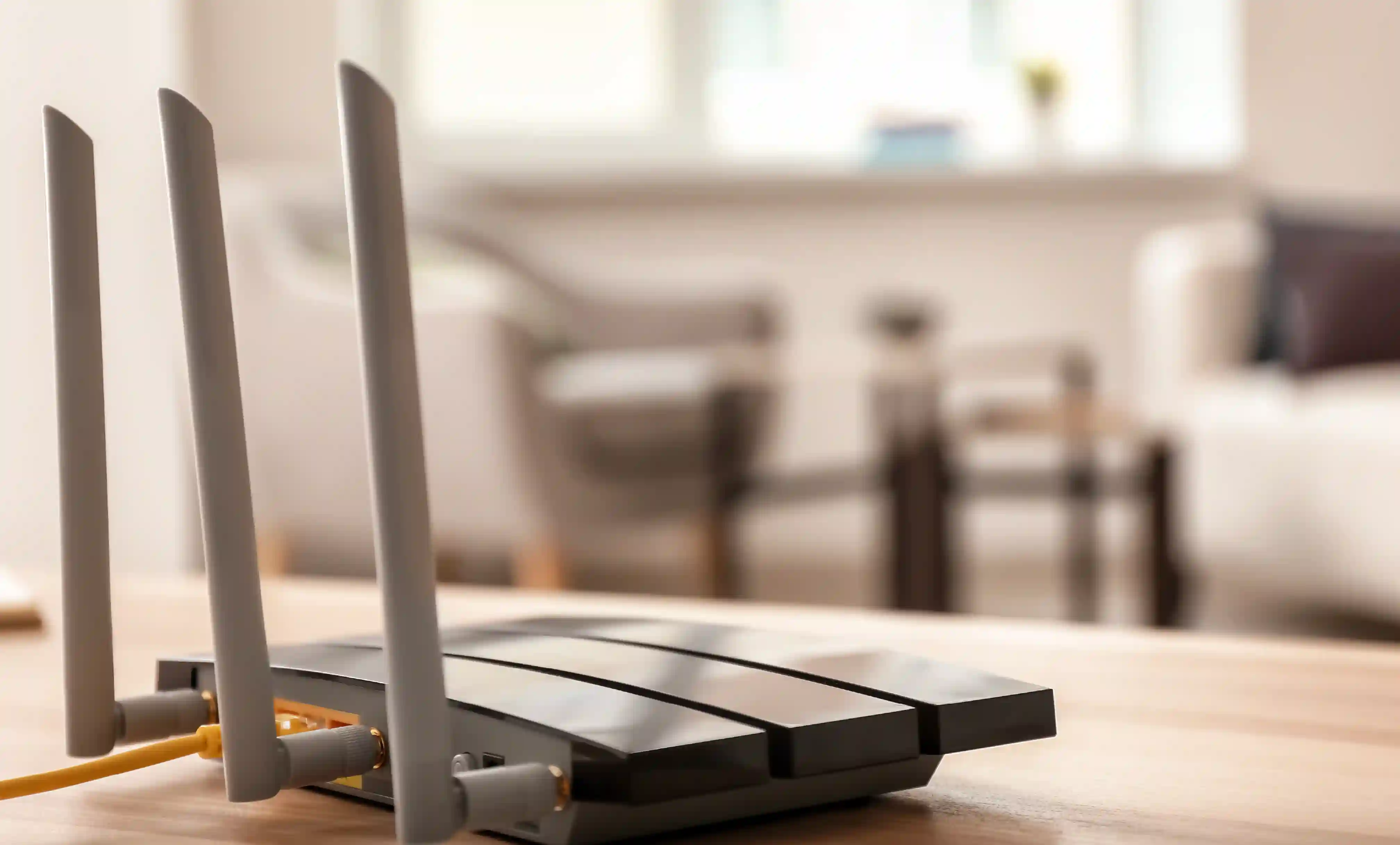 Cómo poner el router para mejorar la cobertura WiFi en casa